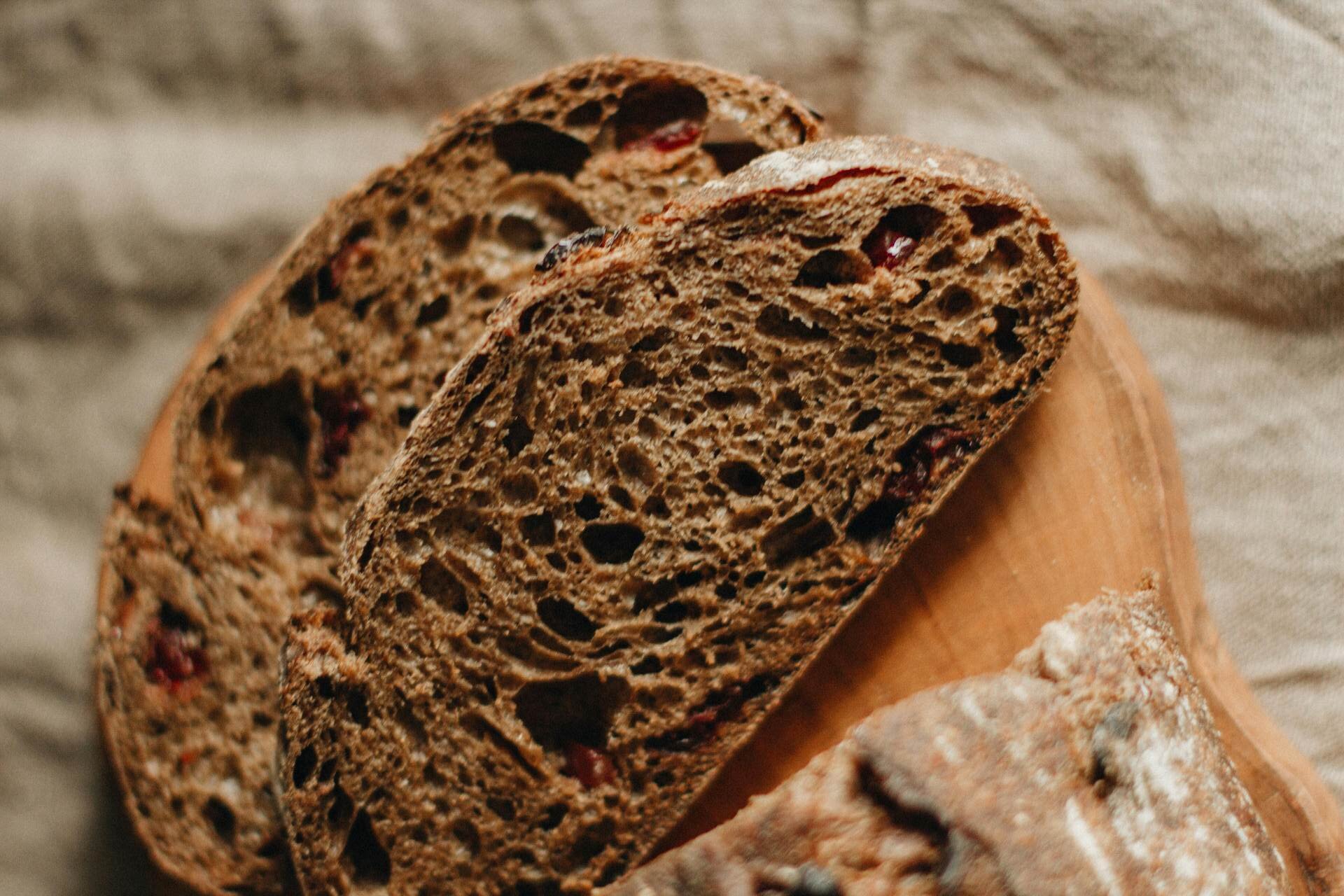 Pane di Venere, un pane scuro tipico degli Appennini abruzzesi | © Pexels