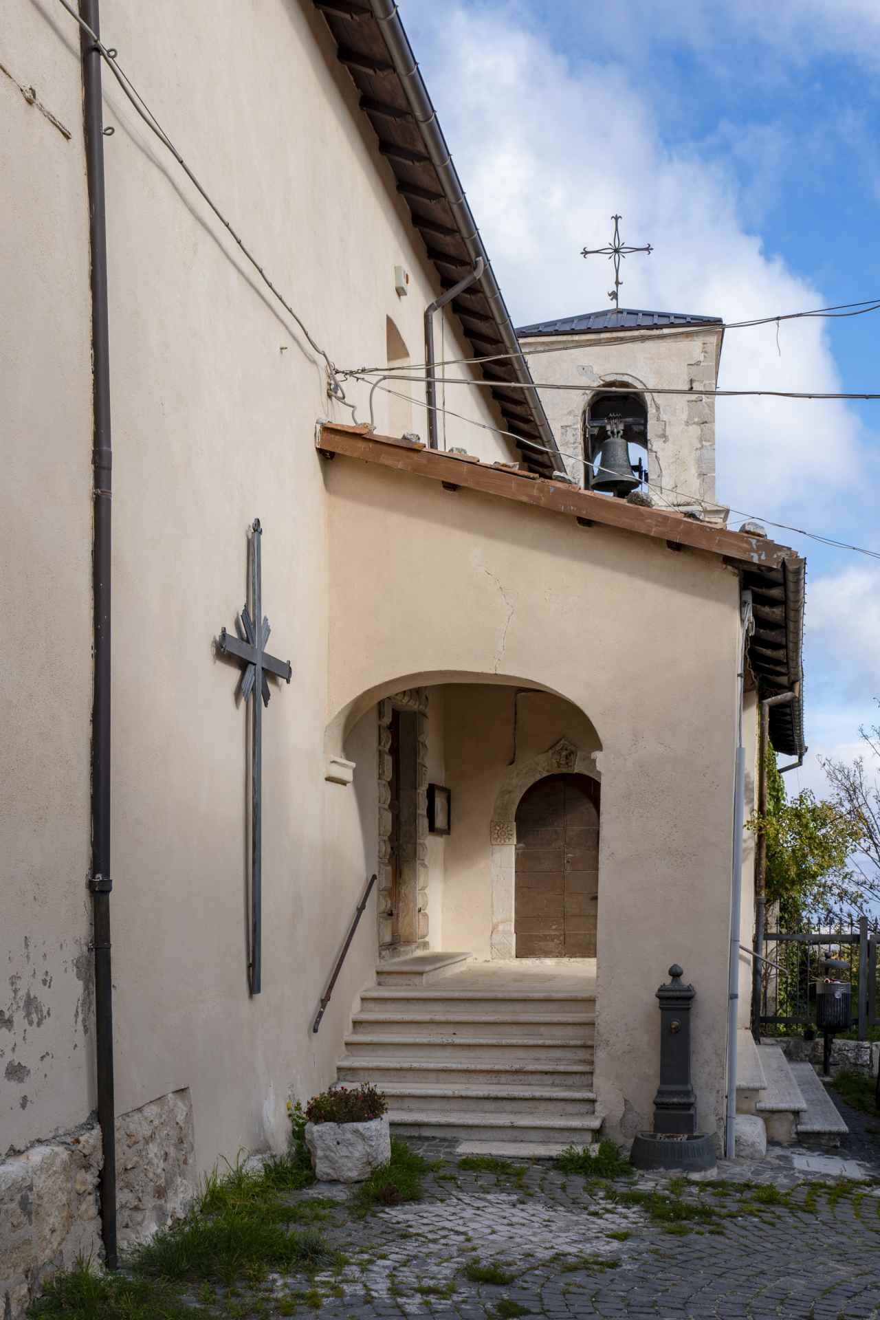 P1083435 1 1