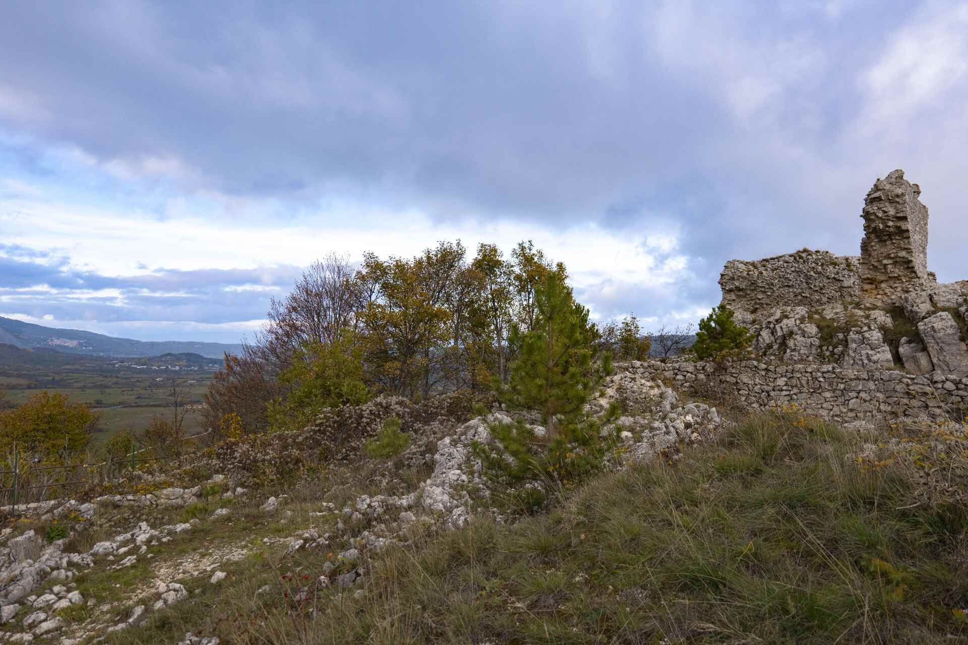 Rocca di Mezzo - Rovere