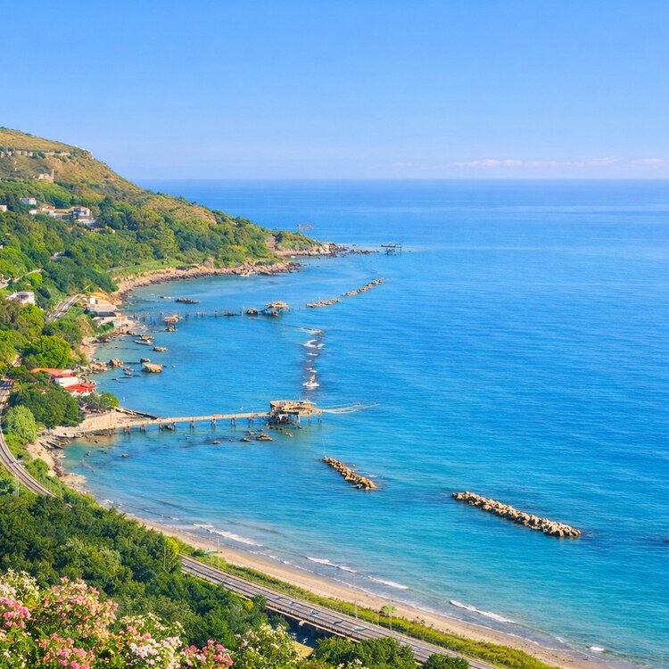 Vista panoramica della costa di trabocchi in abruzzo | © Generato da IA